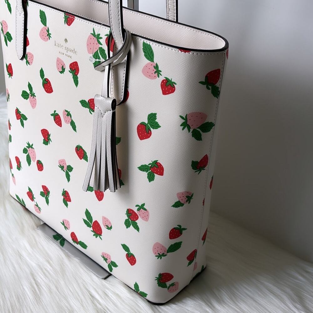 NWT Kate Spade Jana Tossed Strawberry Printed Tote/White/ Saffiano - Picture 3 of 11